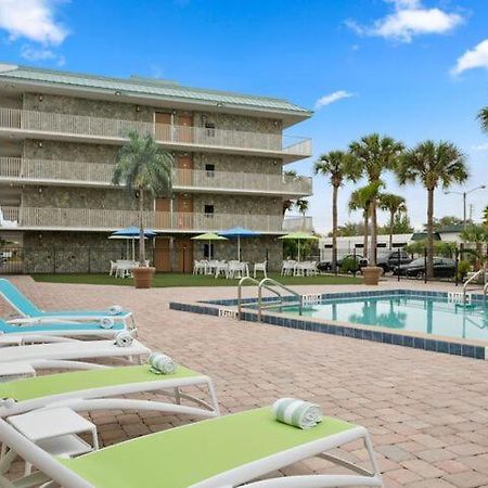 Royal 1 Aparthotel Kissimmee Bagian luar foto